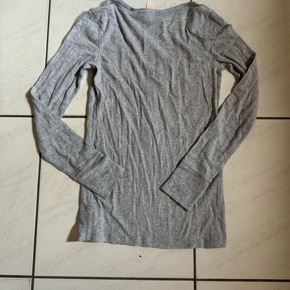 VICTORIA'S SECRET Henley Cotton Shirt. Long sleeve. Sparkle. NWT. Size: Medium - Picture 3 of 7